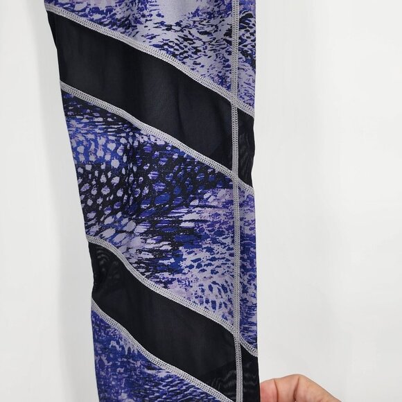 FABLETICS Women's Hight Waist Snake Print Leggings Size Small New Without Tags - Picture 4 of 8